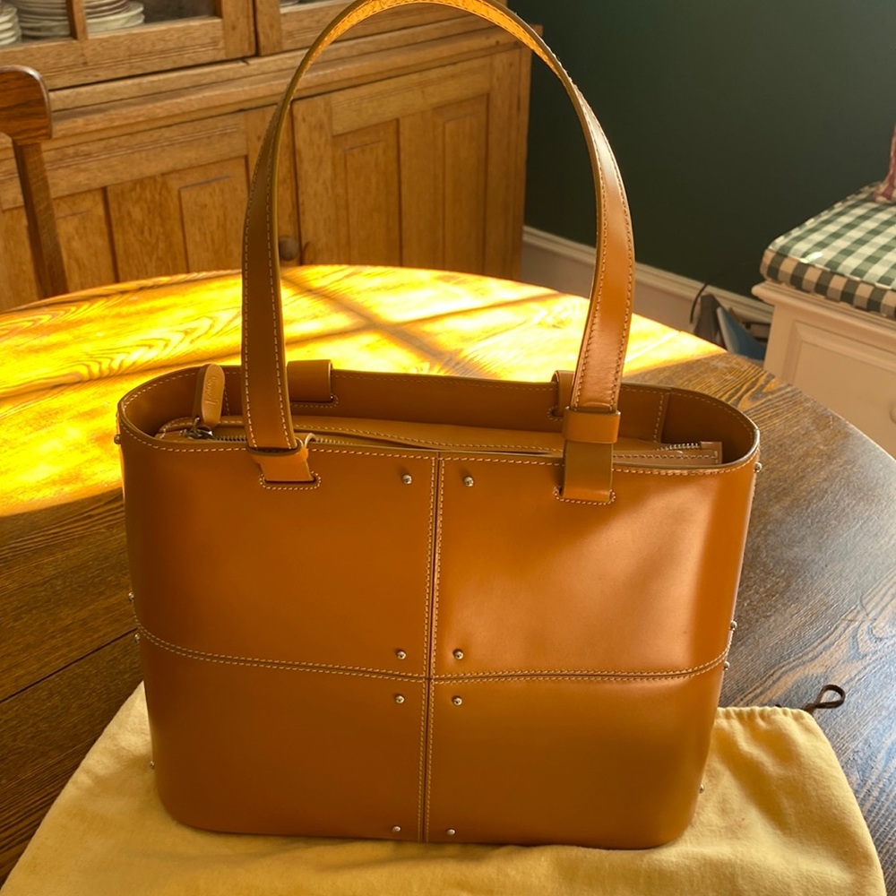 J.P.Tod’s beautiful camel color or light caramel brown bag. Like new. IYKYK